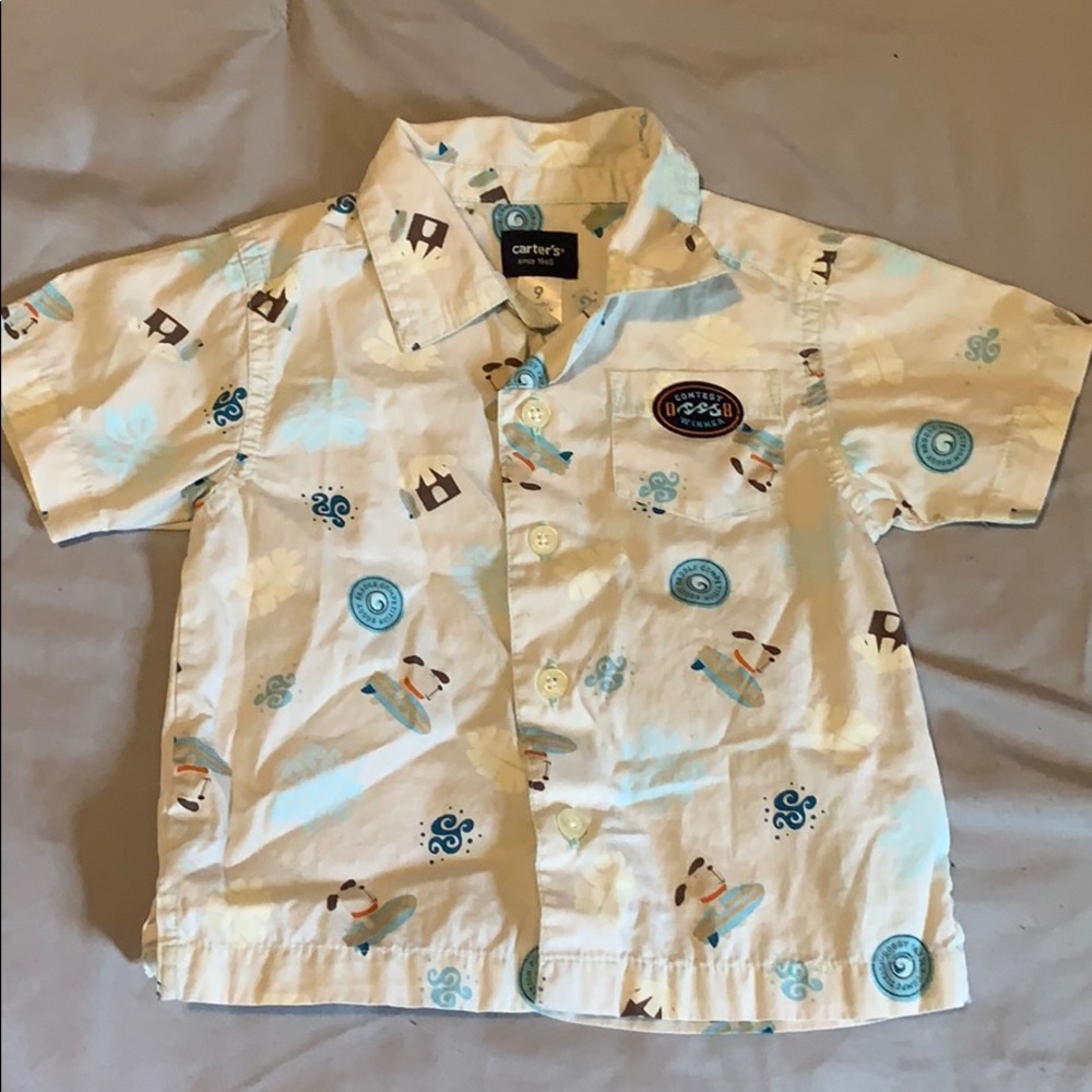 Short sleeve button up size 9 months !